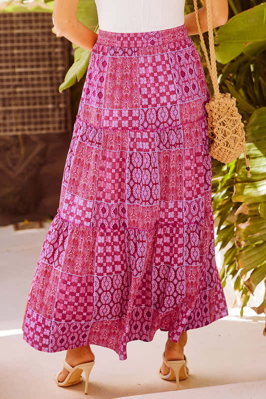 Jupe longue à volants rose fuchsia à motifs cachemire, coupe évasée