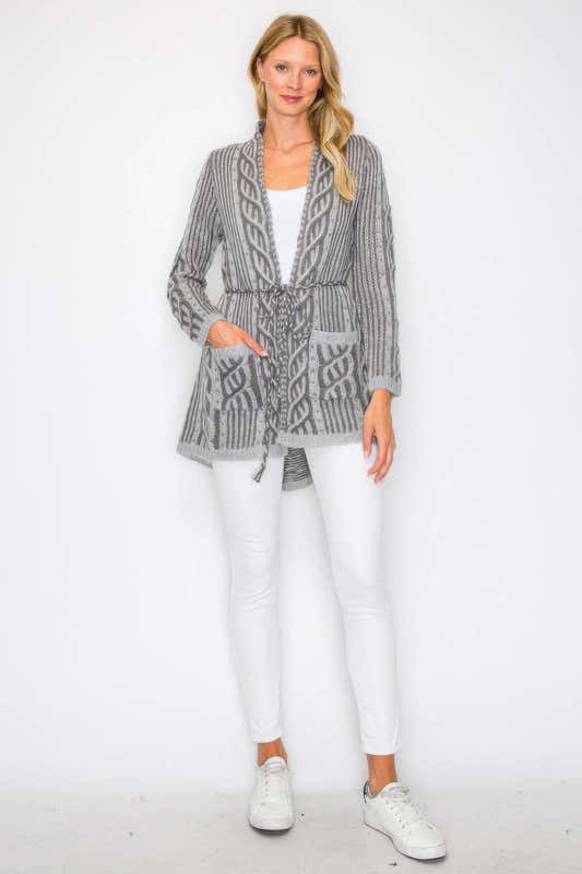 Cardigan en laine gris à motif tressé, ouvert, cordon à la taille et poche avant