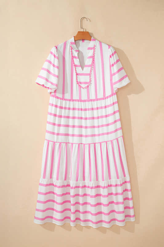 Robe maxi rayée rose et blanche, dos encolure V, manches courtes, jupe étagée