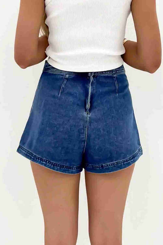 Jupe-short en jean bleu 2-en-1, empiècement enroulé sur le devant, taille haute