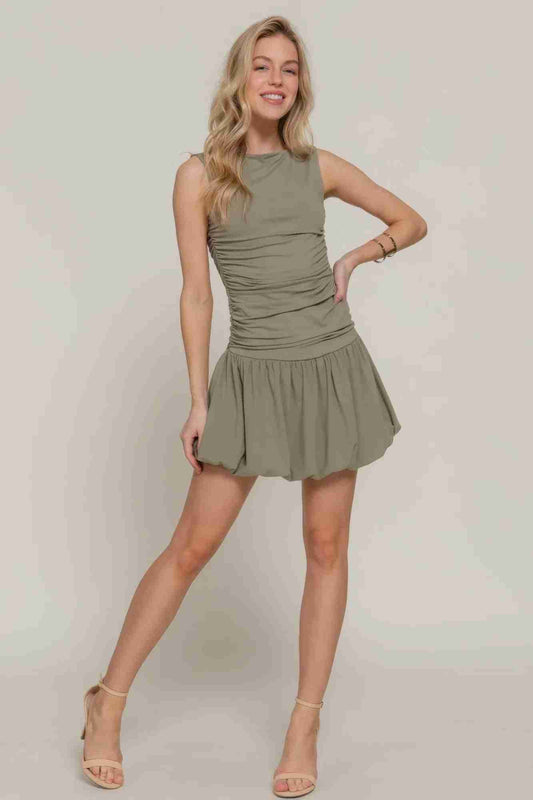Robe Mini Sans Manches Col Bateau Jupe Volumineuse by CCWHOLESALECLOTHING