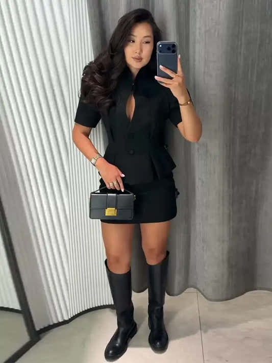 Veste élégante à manches courtes femme, taille cintrée et boutons – vue 2
