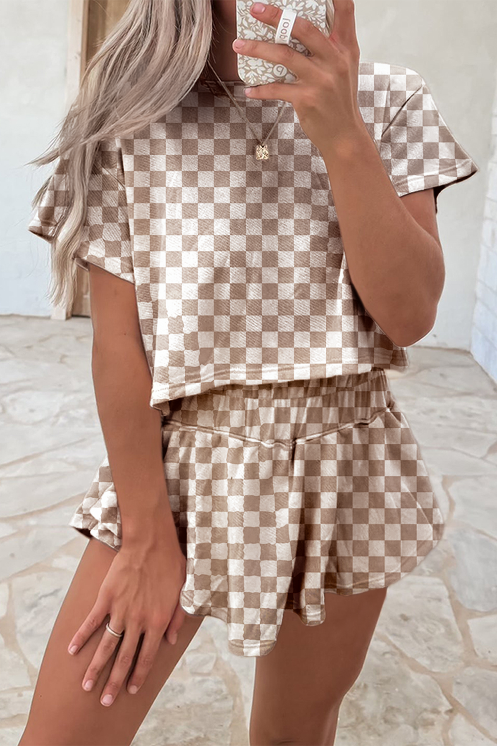 Ensemble deux pièces femme T-shirt et jupe-short damier marron, manches courtes