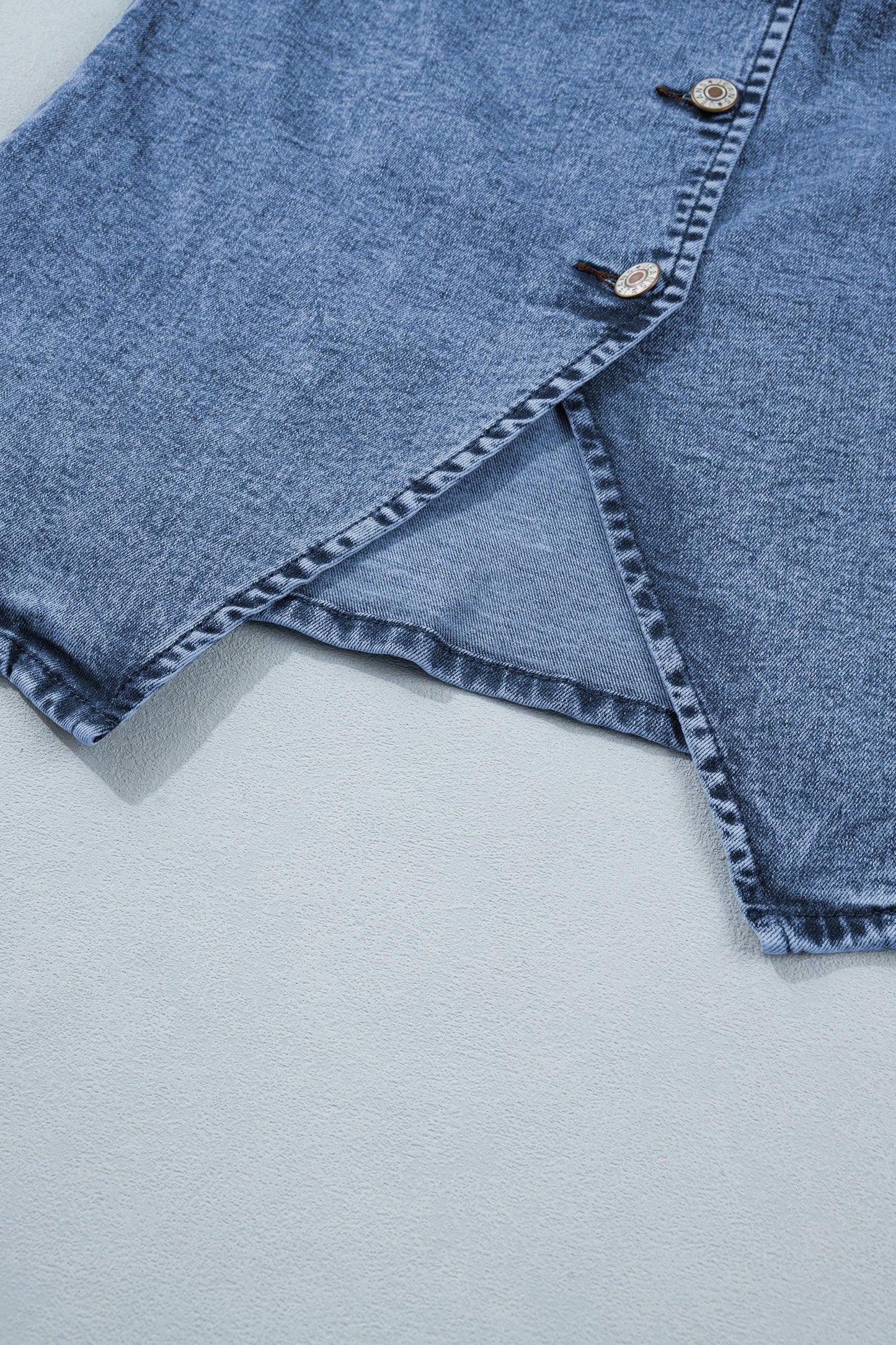 Gilet Sans Manches Denim Bleu Boutons Fente Avant Style Western Femme - Oléna-Fashion