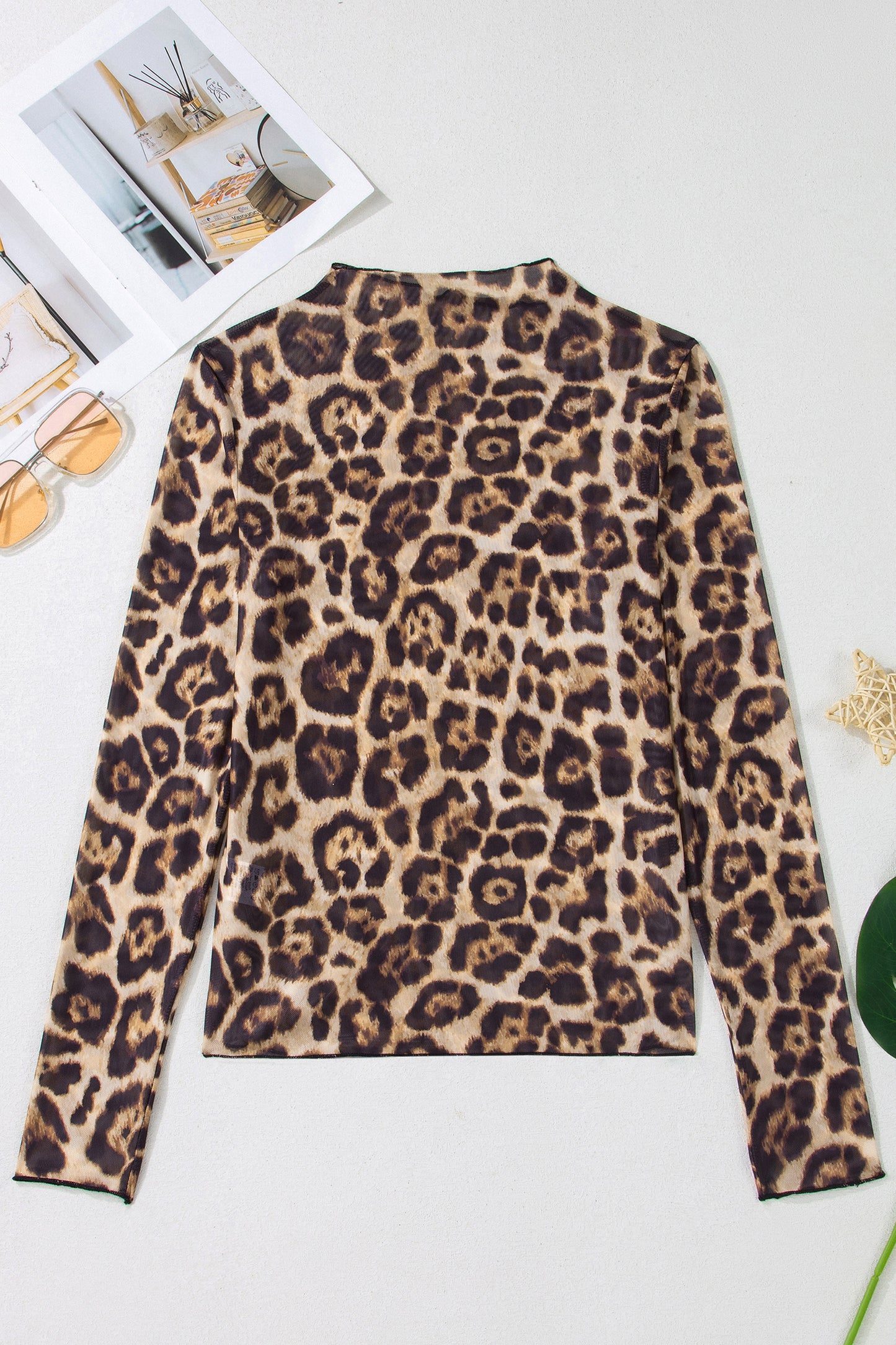 Haut femme manches longues en maille, col montant, motif léopard brun et beige