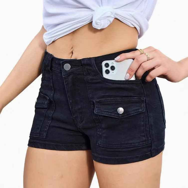Shorts en denim bleu foncé pour femme, poche plaquée et bouton argenté