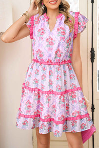 Robe florale sans manches à volants étagés, col en V, fond bleu clair et fleurs roses