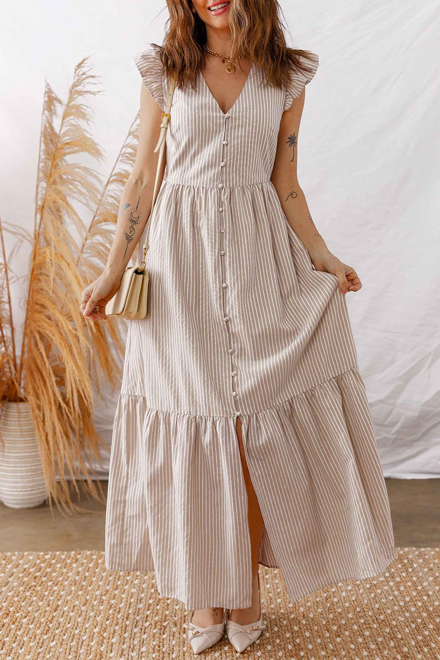 Robe maxi rayée kaki femme – Manches volants, boutonnage, fente