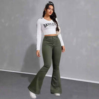 Jean évasé femme en denim vert militaire, taille haute, poches devant et boutons