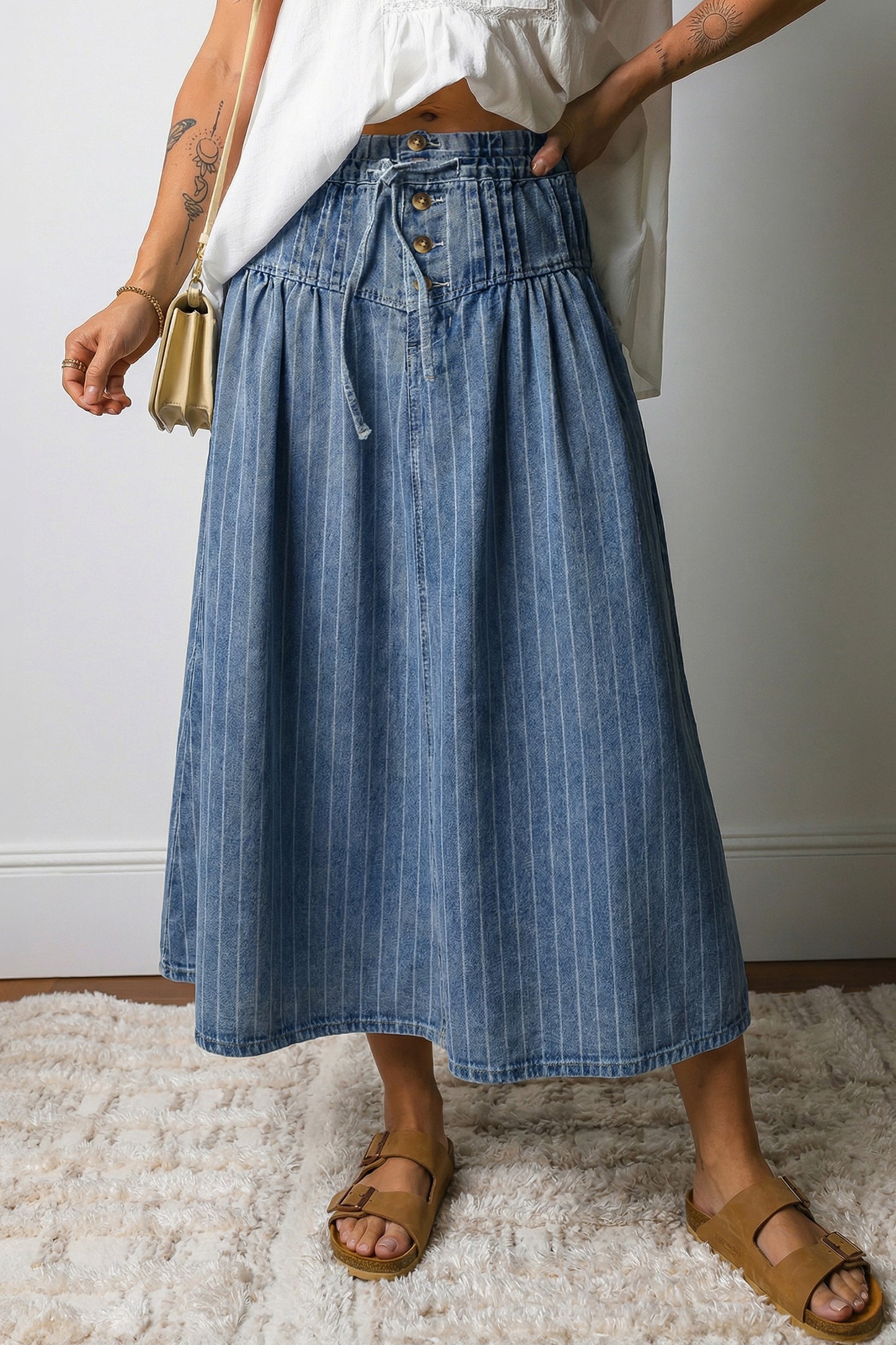 Jupe Midi Denim Rayée Incontournable avec Taille Haute et Cordon