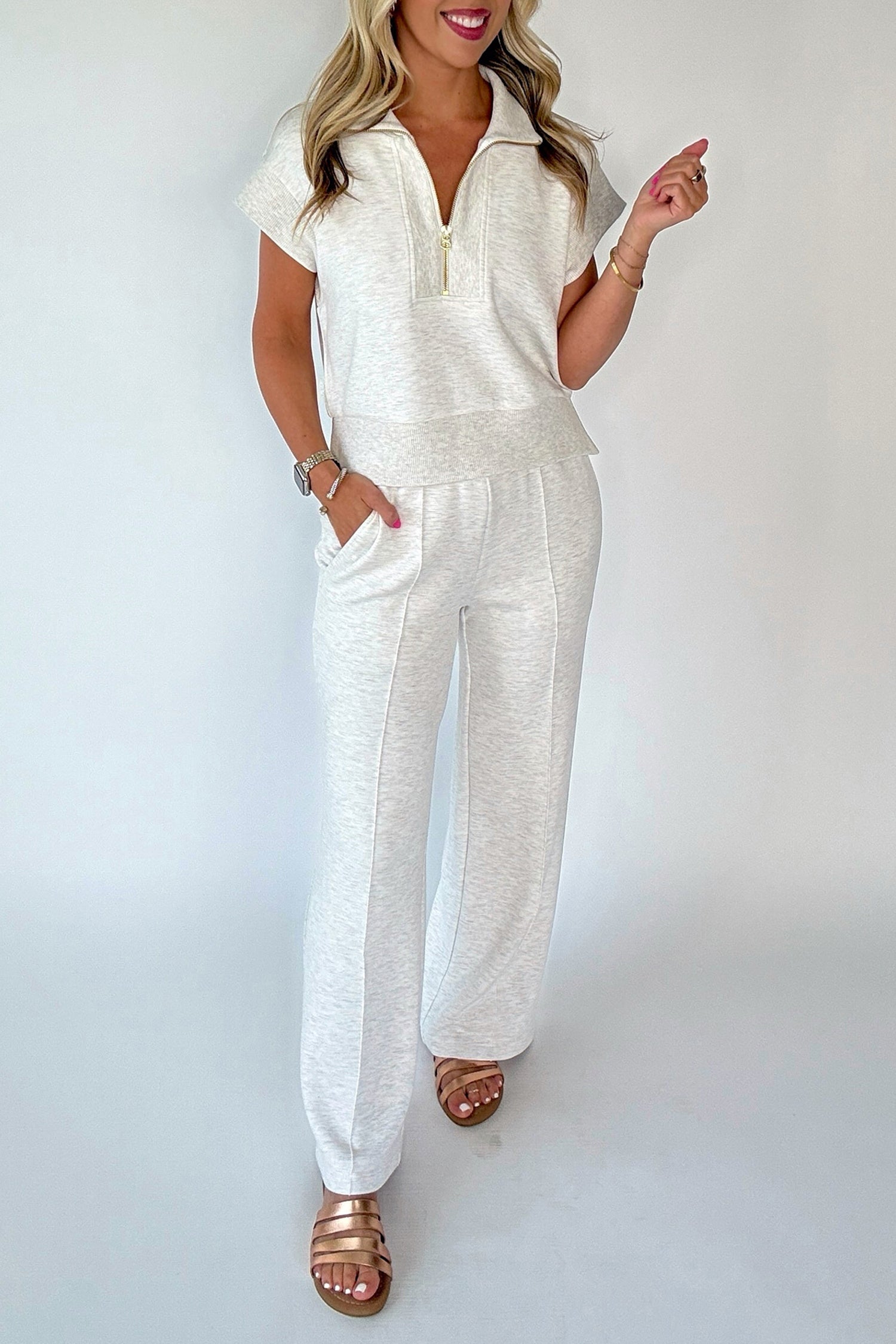 Ensemble femme écru : polo zippé manches courtes et pantalon large