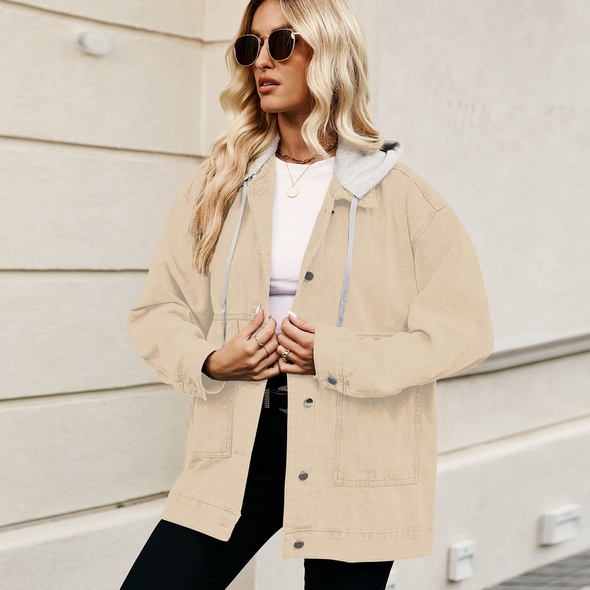 Veste beige à capuche pour femme, manches longues, fermeture boutonnée, poches