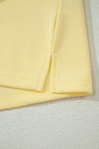 Short jaune crème femme, bas élastiqué et double coutures sur la couture
