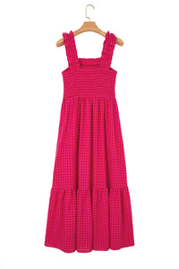 Robe longue femme à bretelles, col carré, corsage smocké et jupe évasée
