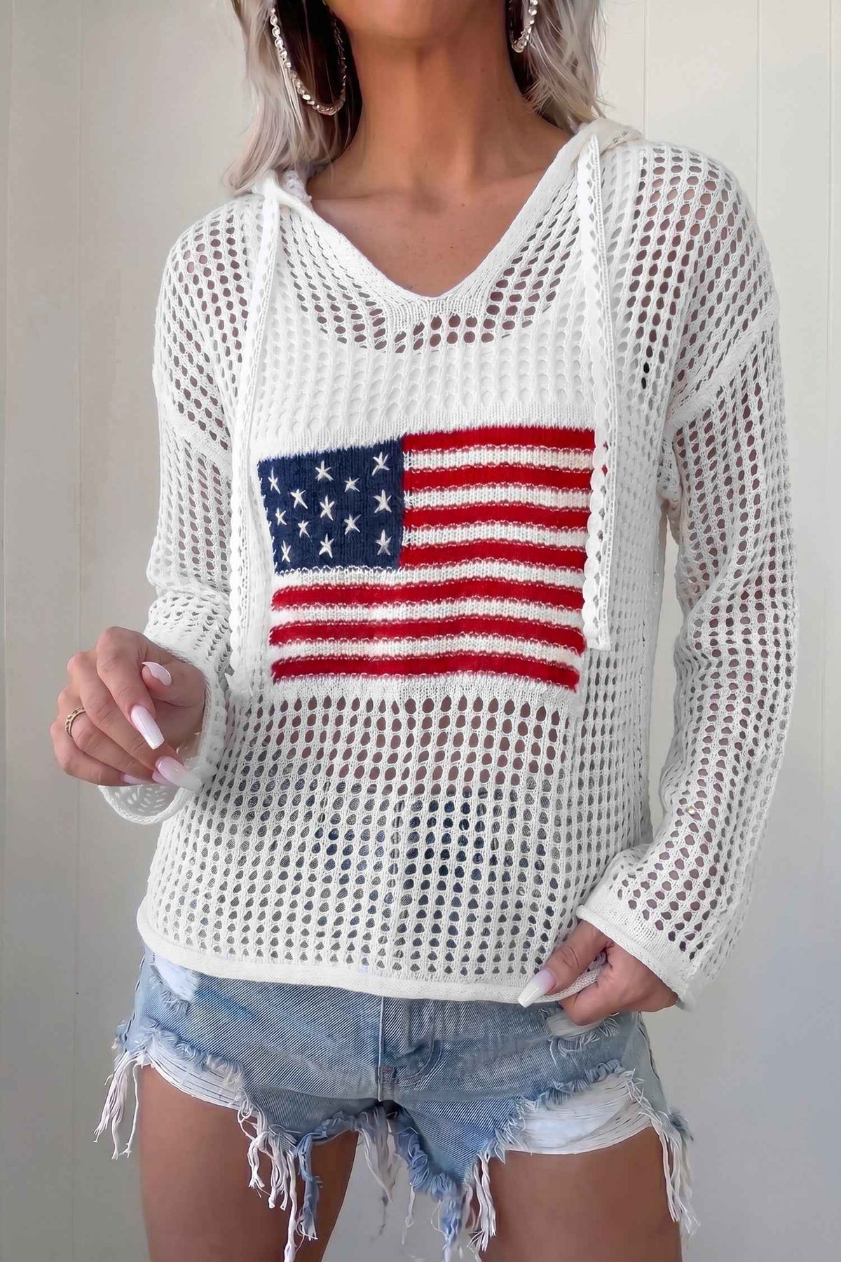 Pull en crochet à capuche, col V, motif drapeau américain sur la poitrine, manches longues