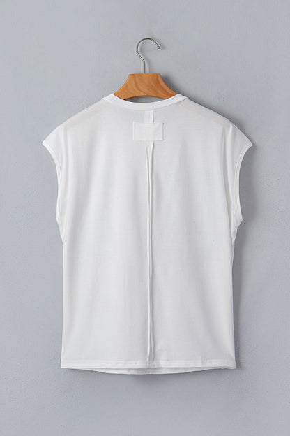 T-shirt dolman blanc pour femme, vue de dos, couture centrale, sur cintre.