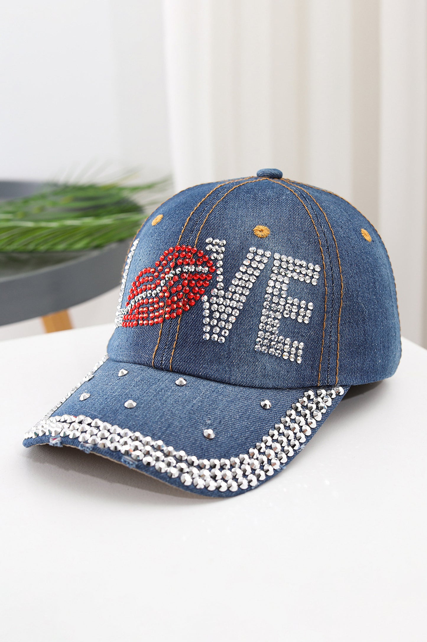 Casquette en Denim Chic Incontournable avec Strass