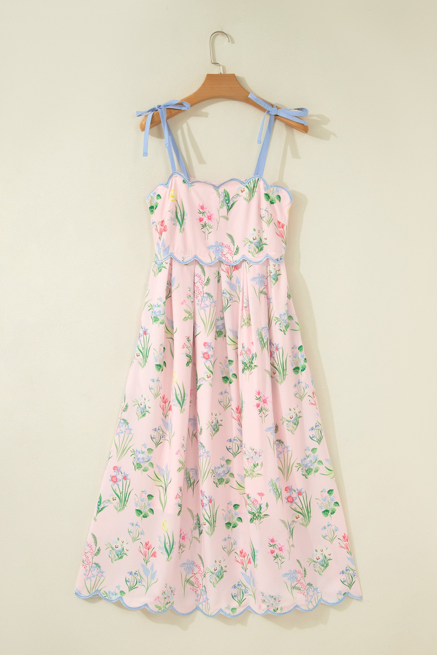 Robe midi à bretelles imprimé floral, base rose clair, bretelles nouées