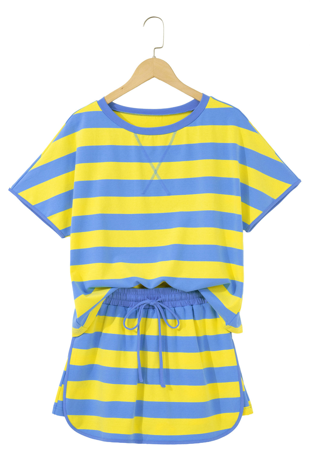 Ensemble athlétique rayé bleu et jaune, t-shirt et short assorti à cordon