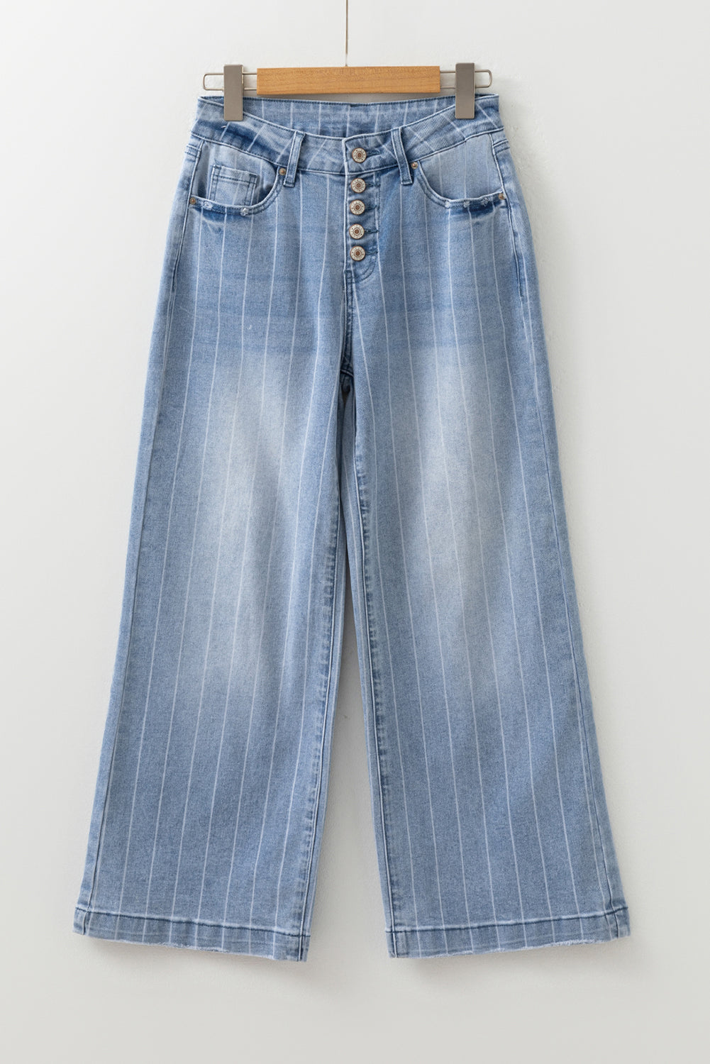 Jean Large Bleu Clair à Rayures Fines et Multi-Boutons