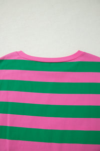 Dos de t-shirt rayé vert et rose, encolure et bandes horizontales