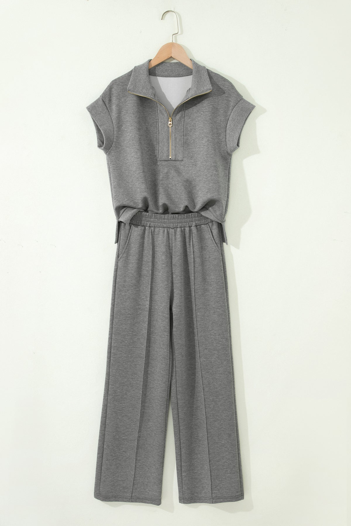 Ensemble détente femme gris: polo zippé col polo et pantalon large fluide
