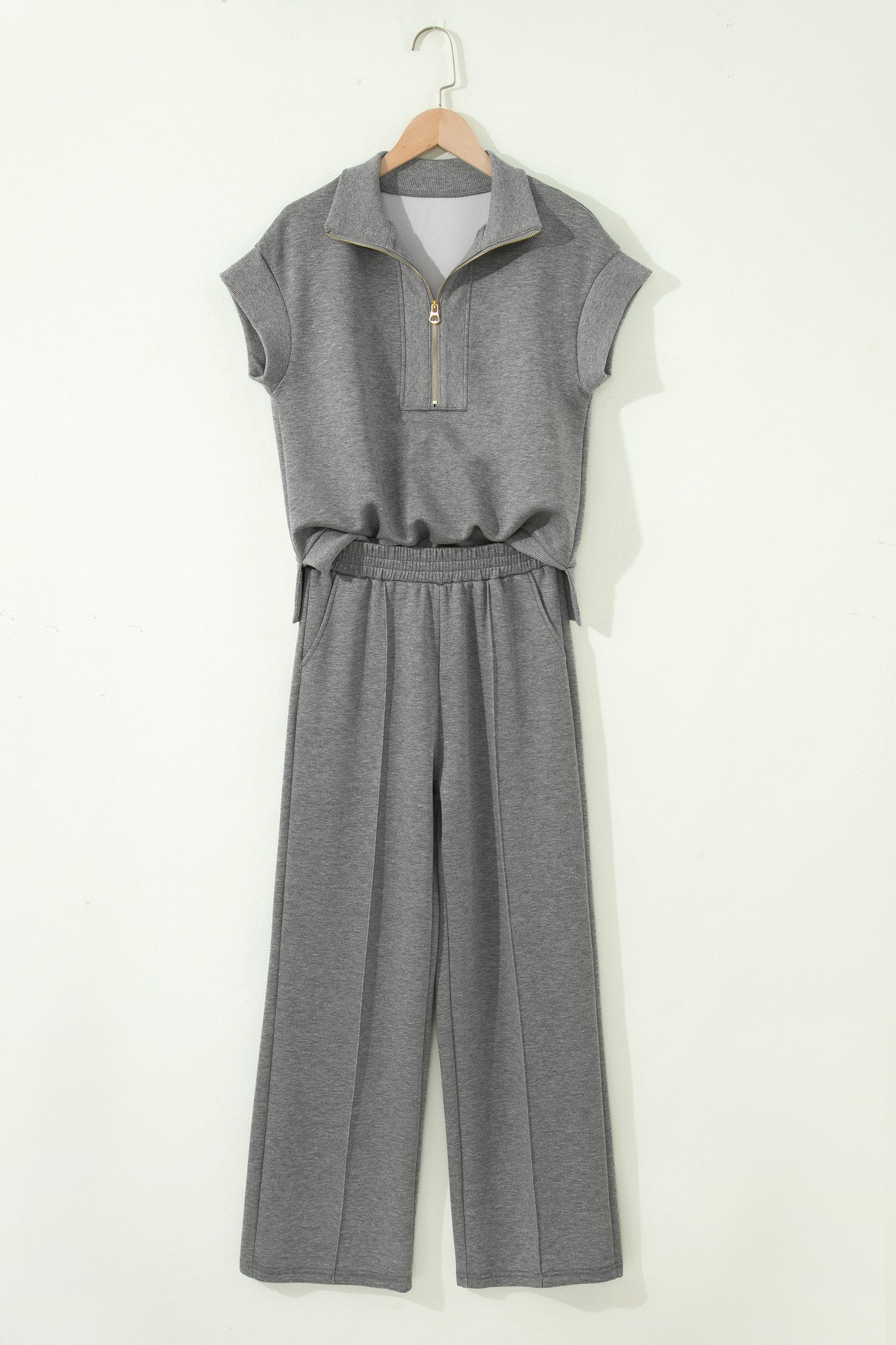 Ensemble détente femme gris: polo zippé col polo et pantalon large fluide