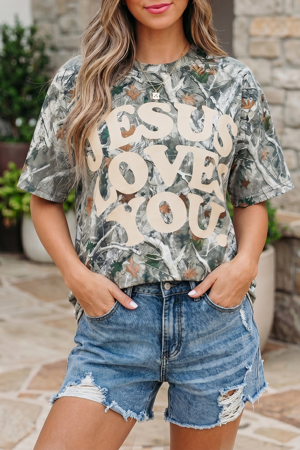 T-shirt femme gris à imprimé « LOVE LIKE JESUS », manches courtes