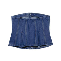Top en jean bleu foncé au dos, coutures et boutons, finition volantée au bas.