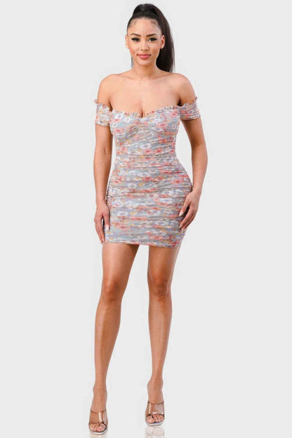 Robe Élégante Incontournable – Épaules Dénudées
