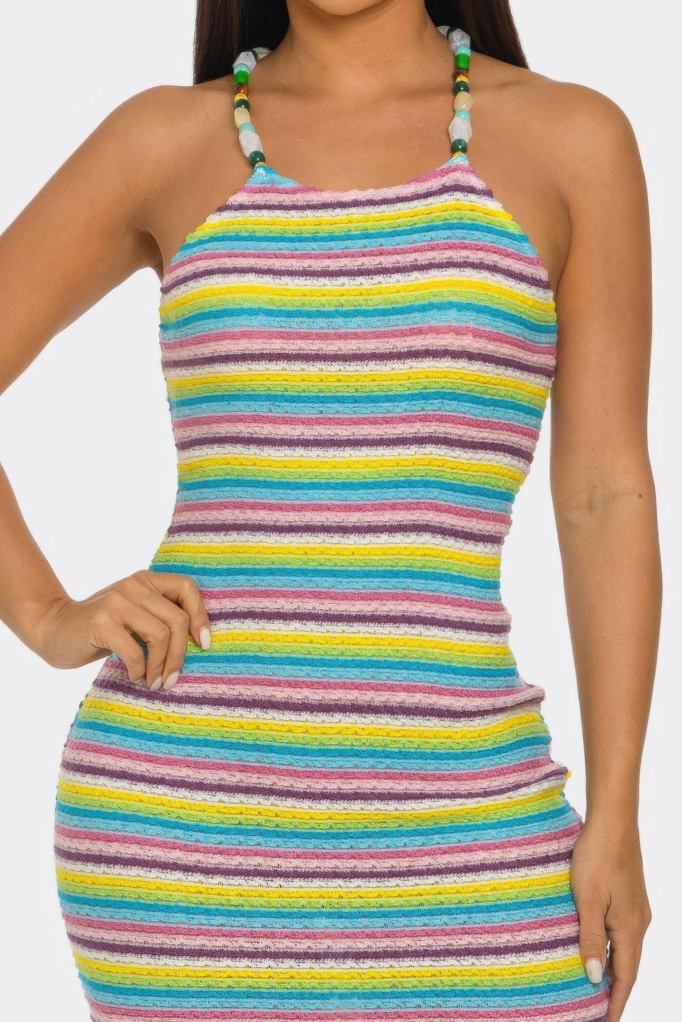 Robe midi rayée colorée en maille, bretelles ornées de perles