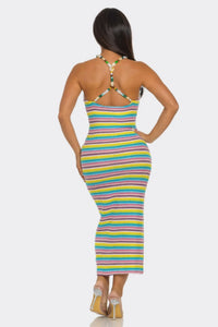 Robe midi rayée multicolore, dos nu avec bretelles perlées croisées