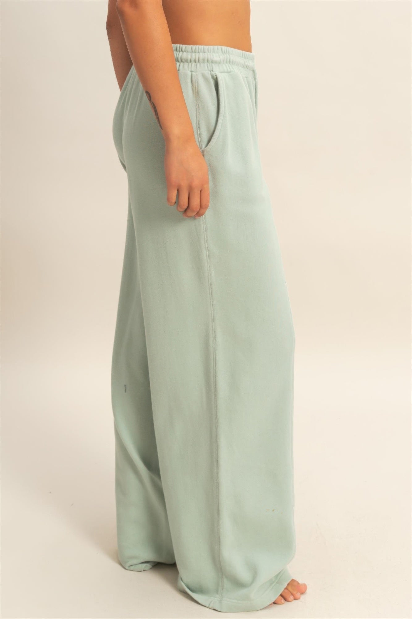 Pantalon large vert sauge en molleton, taille haute élastique, jambes amples