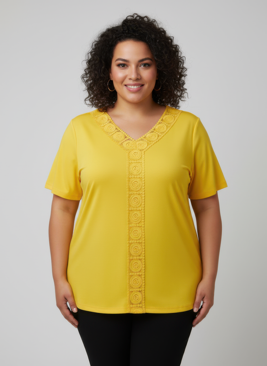 Haut en maille jaune à col V avec dentelle verticale, manches courtes