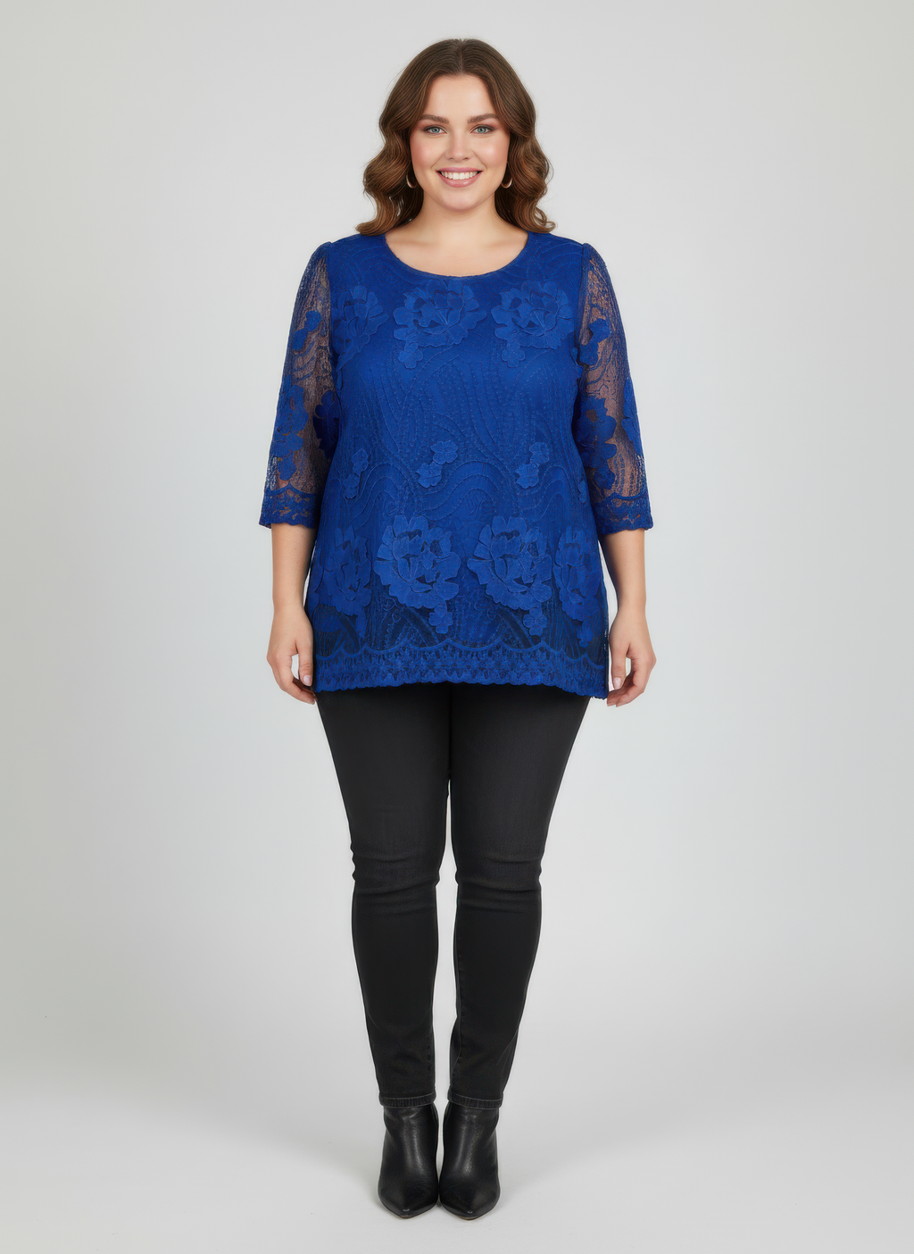 Haut dentelle florale femme bleu, manches 3/4, col rond, motif floral