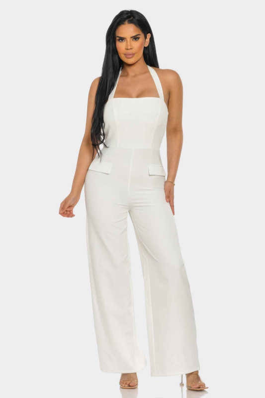Combinaison blanche à encolure carrée halter, pantalon ample, poches plaquées