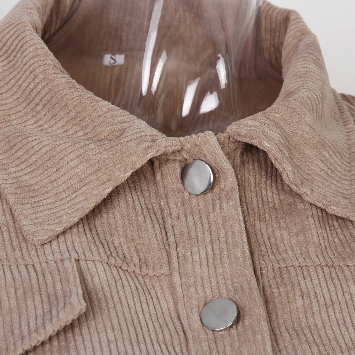 Veste courte en velours côtelé femme, manches lanterne et simple boutonnage