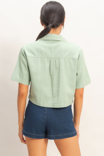 Haut femme coton vert clair manches courtes, dos structuré sans poche visible
