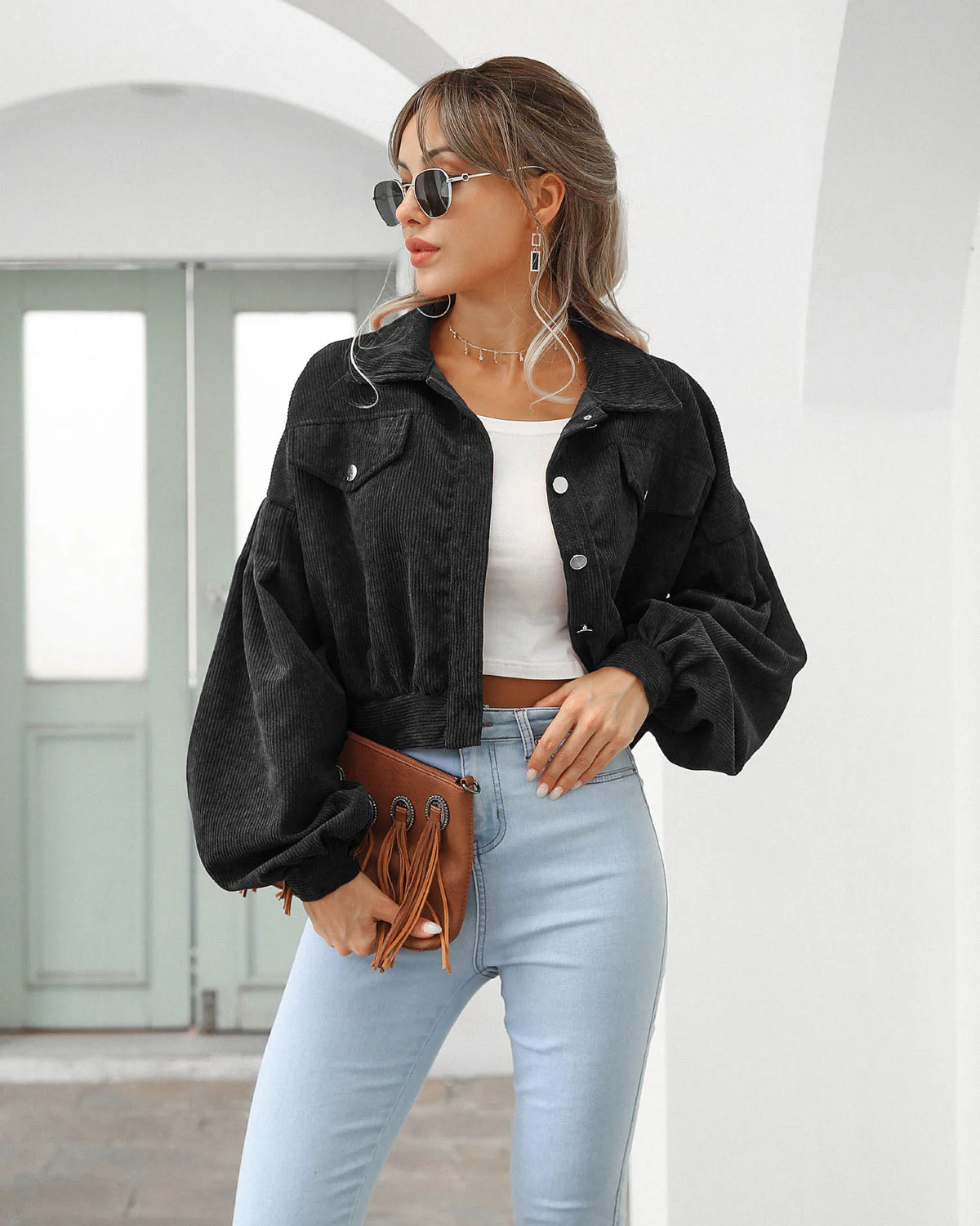 Veste courte en velours côtelé femme, manches lanterne et simple boutonnage