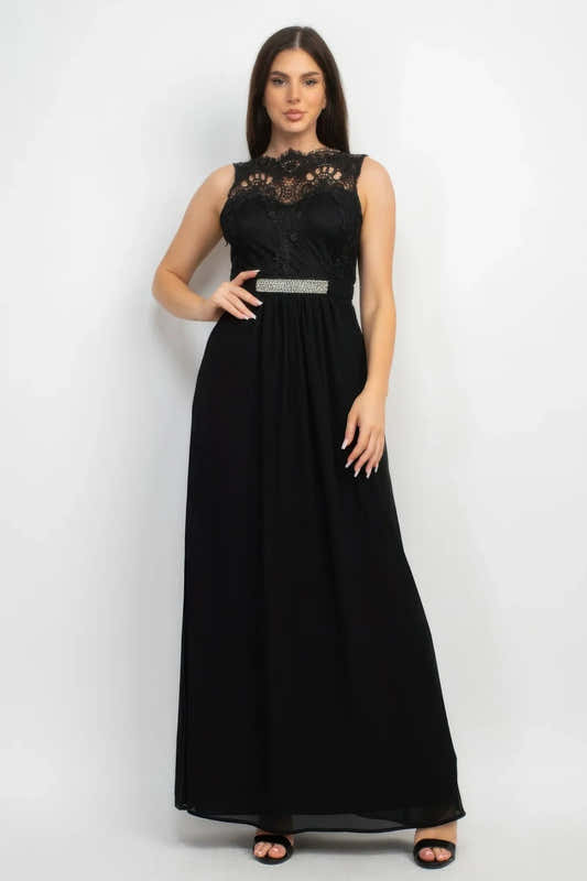 Robe maxi noire sans manches en dentelle, ceinture bijou à paillettes