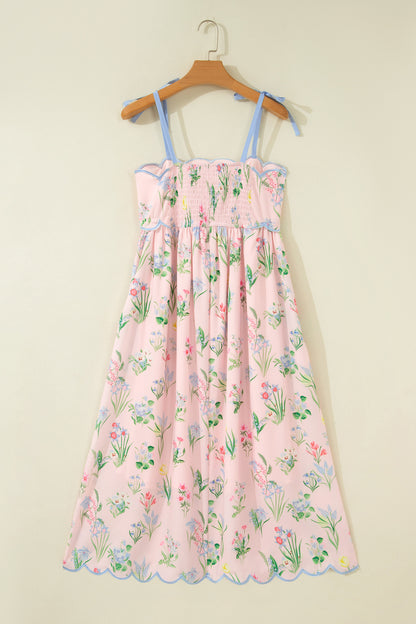 Robe midi à bretelles imprimé floral, base rose clair, taille froncée, bretelles nouées
