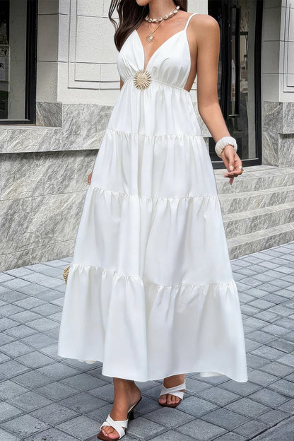 Robe maxi blanche sans manches à taille haute, décolleté en V, jupe à volants