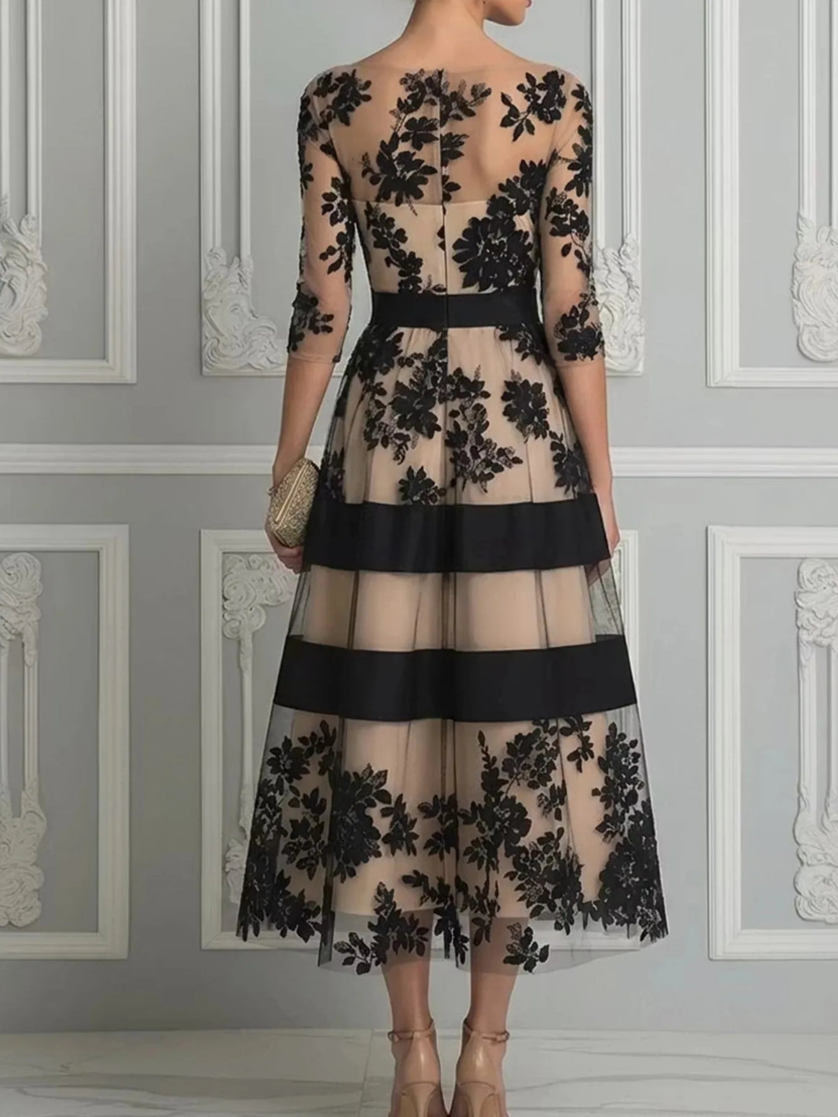 Robe de soirée élégante pour femmes, longueur midi, col rond, manches 3/4, noire, à motifs floraux floqués, en tulle et maille, coupe A-line, pour cocktails, soirées formelles et bals de promo.