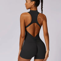 Couleur unie dos nu dos taille Scrunch Yoga combinaison ensemble court femmes fermeture éclair vêtements de sport Fitness une pièce sport costume entraînement