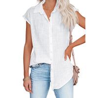 Chemisier ample femme en coton lin, manches courtes, blanc, col chemise boutonné.