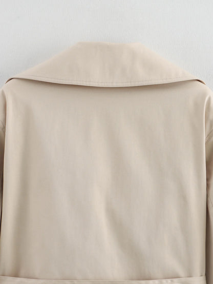 Trench femme croisé court à ceinture ajustable et col à revers