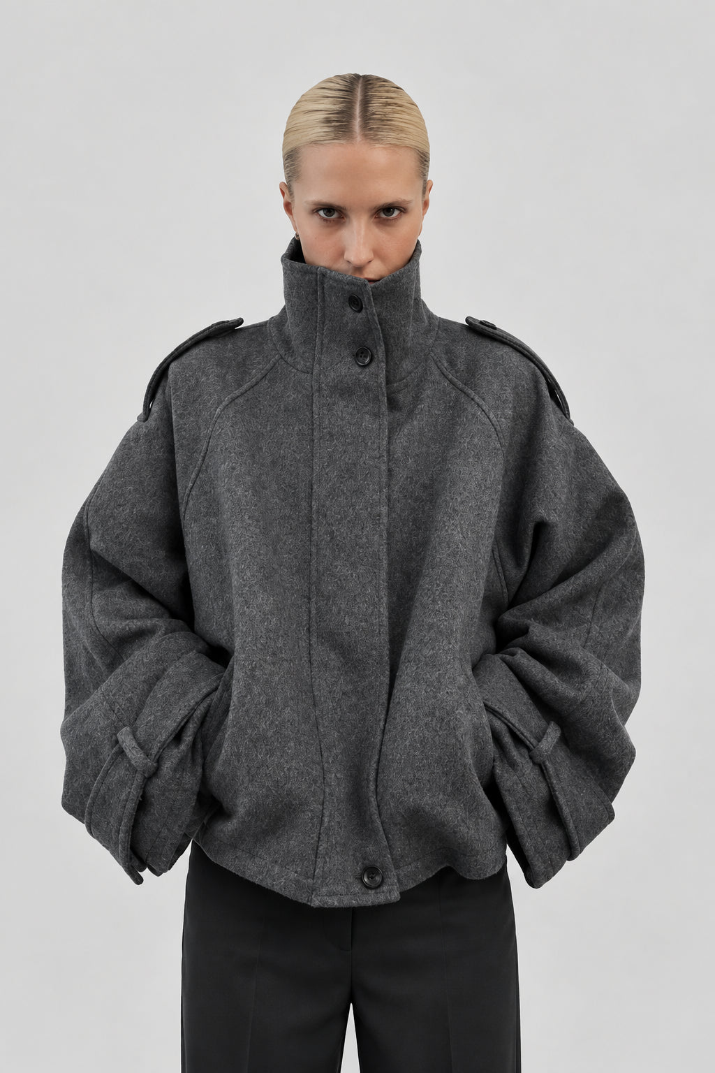 Manteau en laine femme, coupe ample, fermeture zippée et poches