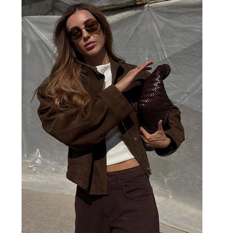Veste zippée femme marron à col montant, coupe slim et poches