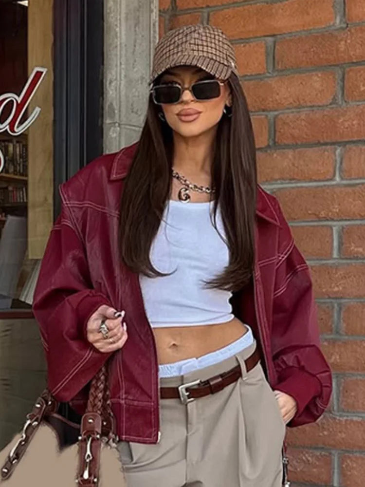 Veste courte matelassée bordeaux femme, col tailleur et zip
