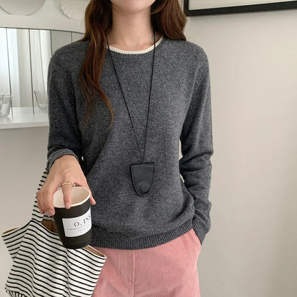 Pull en laine femme col rond, motif patchwork bicolore